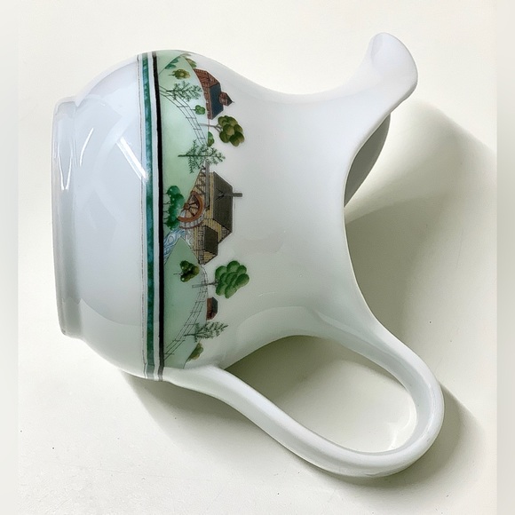 Rare Vintage Discontinued Antique 1978 ESTEE LAUDER PORCELAIN Pitcher - Picture 8 of 16